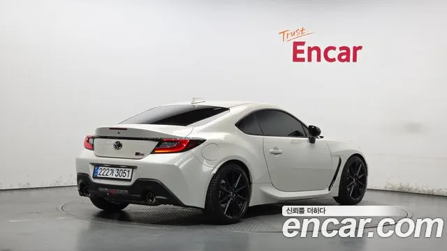Toyota 86 GR86 — Фото автомобиля 2