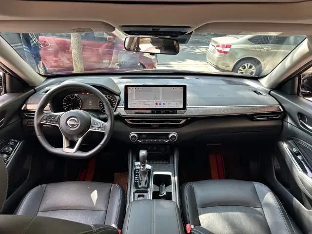 Nissan Teana — Фото автомобиля 5