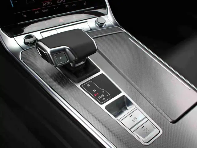 Audi Audi A6L 2025 45 TFSI Premium Sport — Фото автомобиля 8