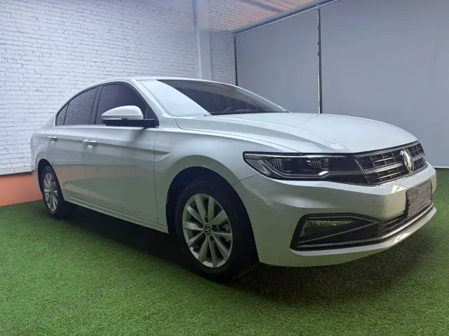 Volkswagen Bora — Фото автомобиля 3