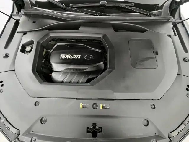 GAC Trumpchi GS8 — Фото автомобиля 6