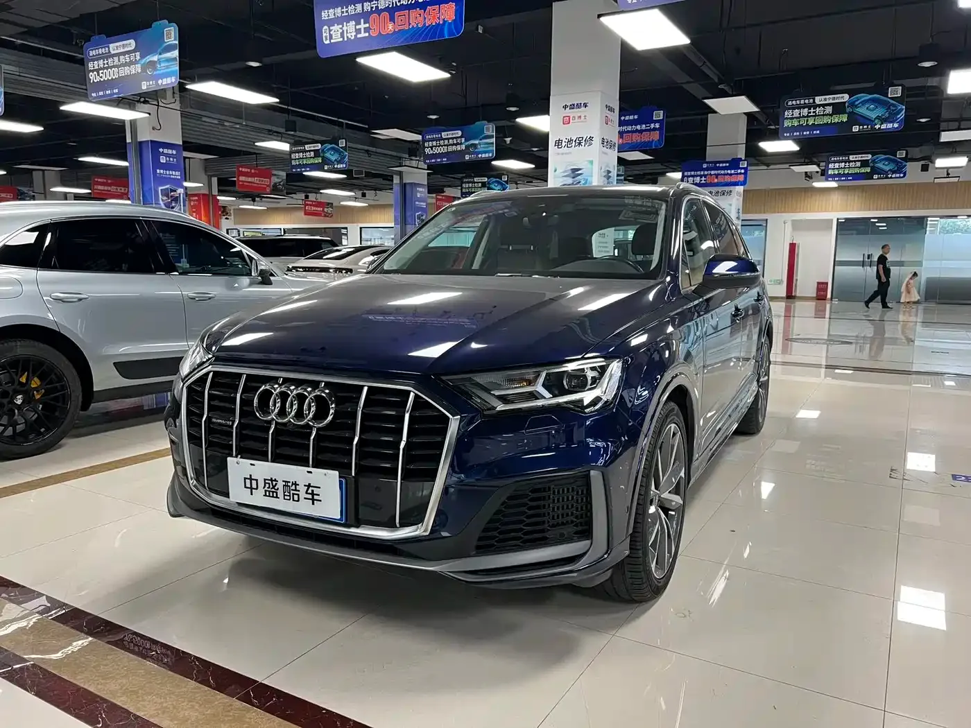 Фотография автомобиля — Audi Q7