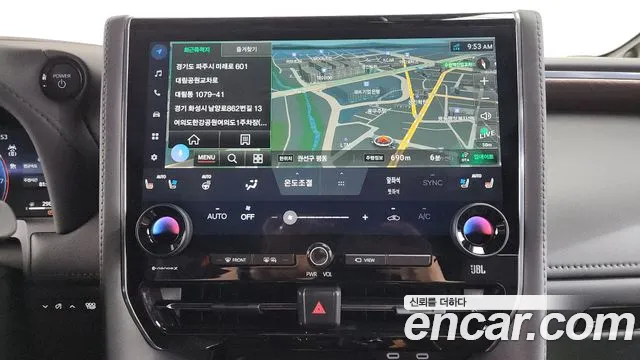 Toyota Alphard — Фото автомобиля 12