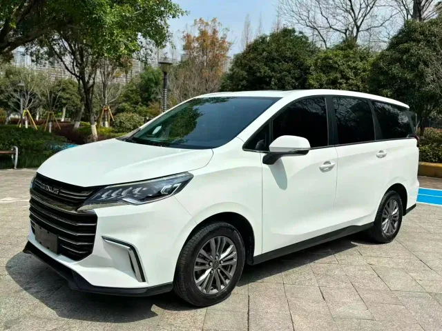 Maxus G50 — Фото автомобиля 3