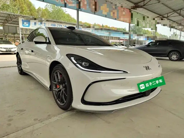 IM Motors IM L6 2024 Max Standard Edition — Фото автомобиля 3
