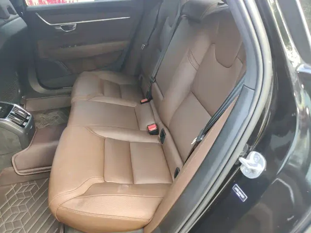 Volvo S90 — Фото автомобиля 13