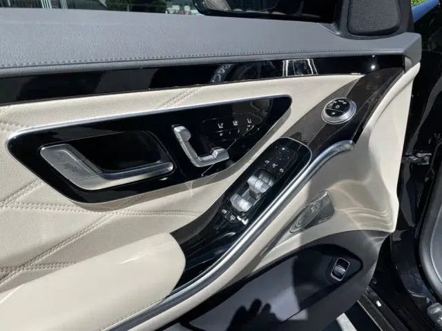Mercedes-Benz Maybach S-Class — Фото автомобиля 12