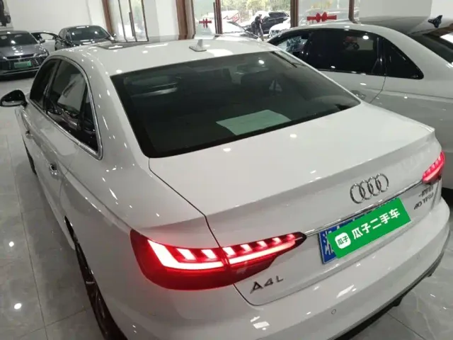 Audi A4L — Фото автомобиля 22