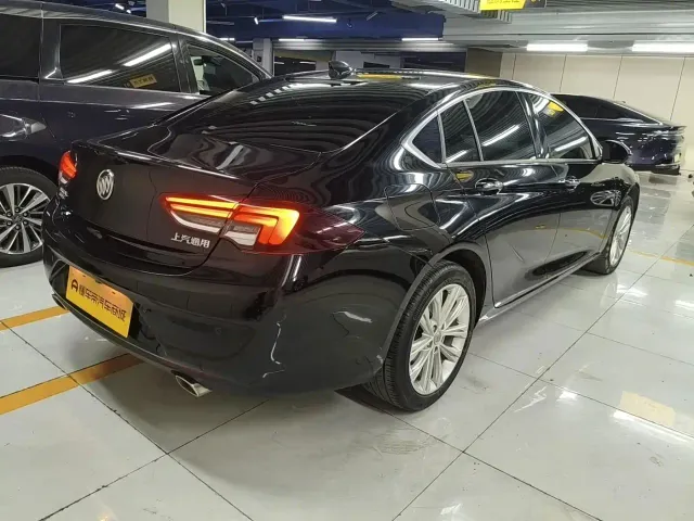 Buick Regal — Фото автомобиля 4
