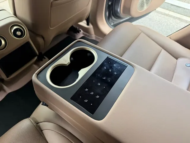 Avatr Avatr 07 2026 model Ultra EV AWD — Фото автомобиля 6