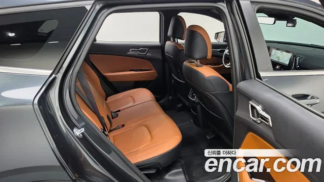 Kia Sportage Sportage 5-е поколение Бензин 1.6 турбо 2WD — Фото автомобиля 9