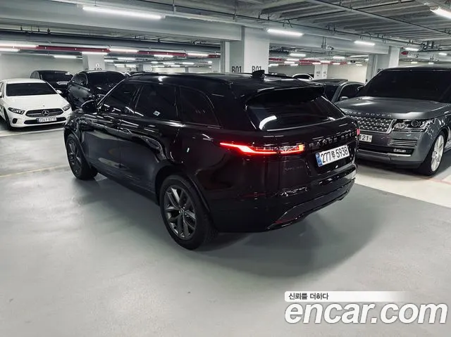Land Rover Range Rover Velar Range Rover Velar 2.0 P250 Dynamic SE — Фото автомобиля 20