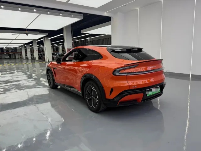 Xiaomi YU7 — Фото автомобиля 13