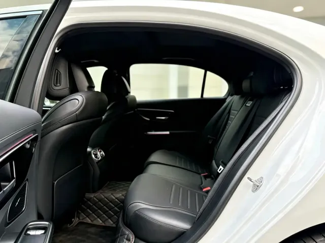 Mercedes-Benz C-Class — Фото автомобиля 7
