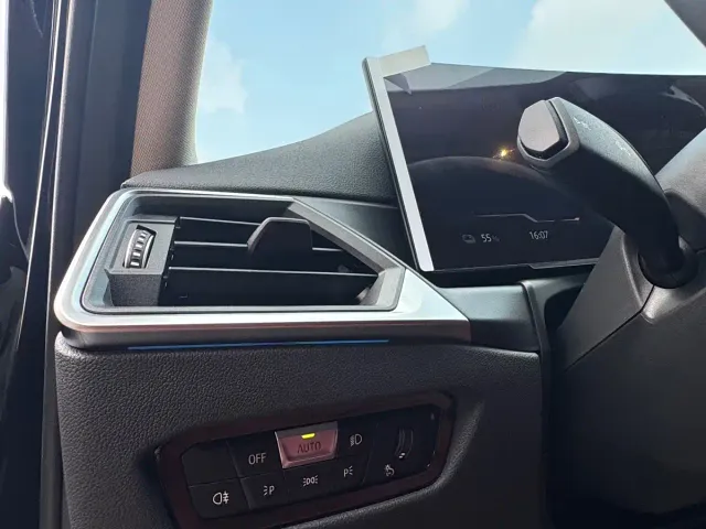 BMW i3 — Фото автомобиля 12