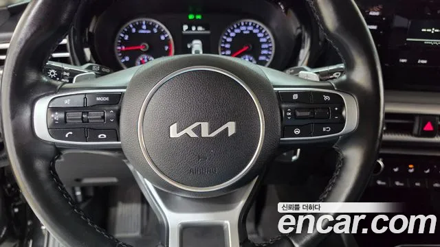 Kia K5 — Фото автомобиля 12