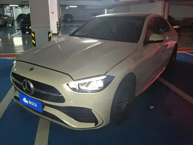 Фотография автомобиля — Mercedes-Benz C-Class