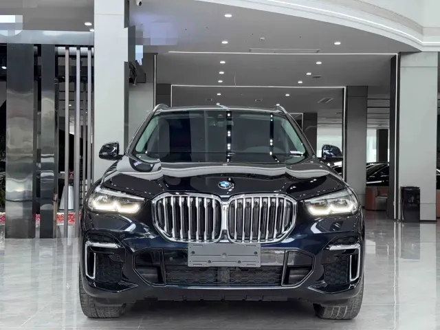 BMW X5 — Фото автомобиля 2