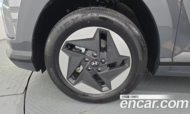Hyundai Kona SX2 — Фото автомобиля 5