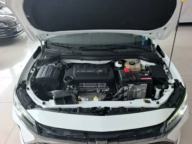 Chevrolet Monza — Фото автомобиля 19
