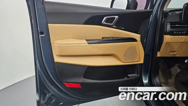 Kia Canival Carnival 4 поколение Дизель 9 мест Prestige — Фото автомобиля 24
