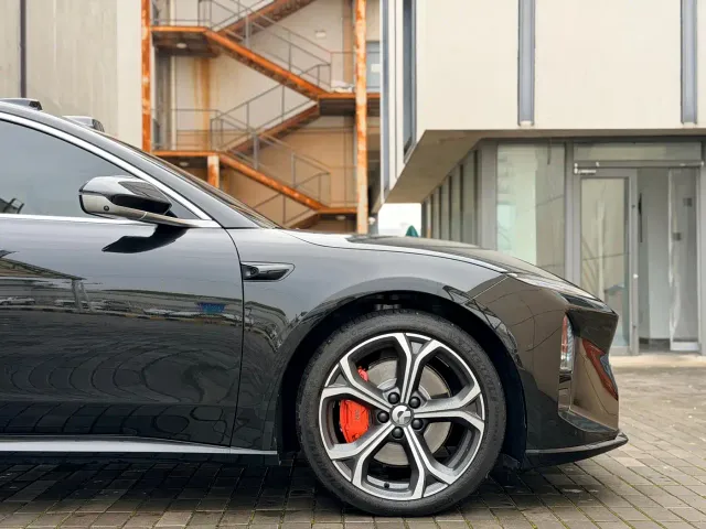 Nio ET5 Touring — Фото автомобиля 12