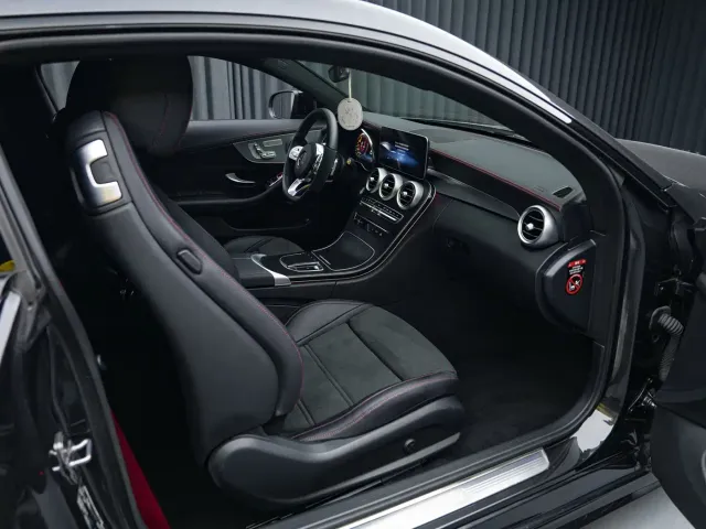 Mercedes-Benz C-Class — Фото автомобиля 17