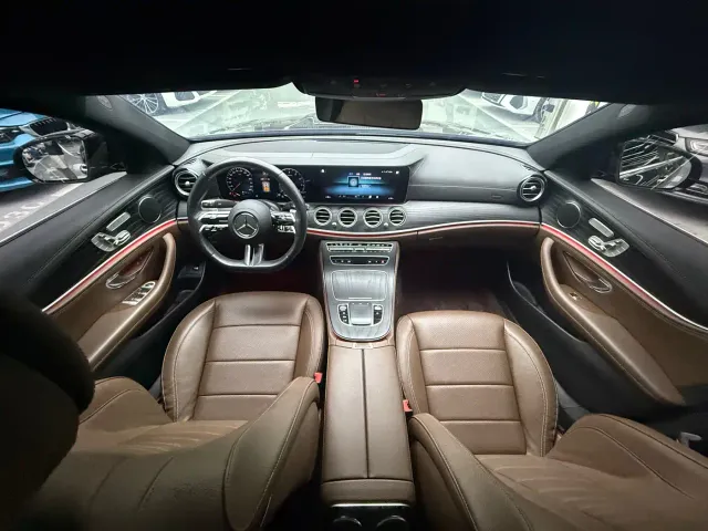 Mercedes-Benz E-Class — Фото автомобиля 9