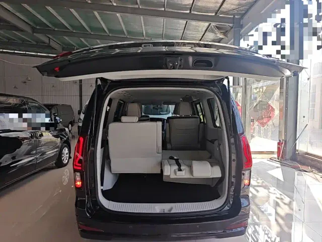 Forthing Fengxing M7 — Фото автомобиля 18