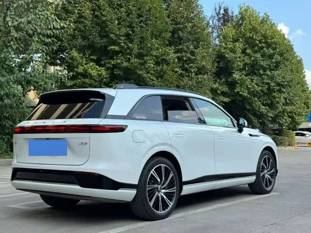 Xpeng G9 — Фото автомобиля 7