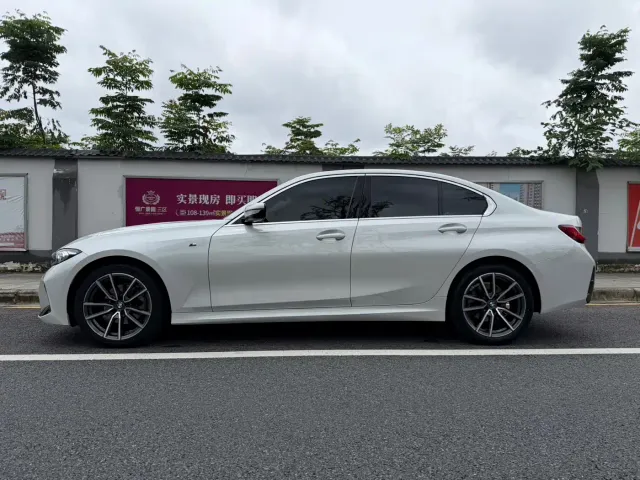 BMW 3 Series — Фото автомобиля 7