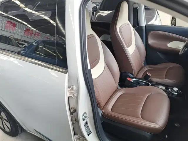 Wuling Bingo — Фото автомобиля 24