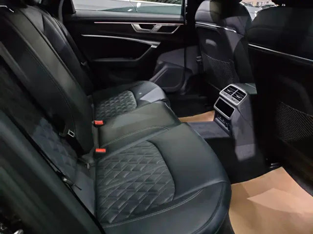 Audi A6L — Фото автомобиля 10