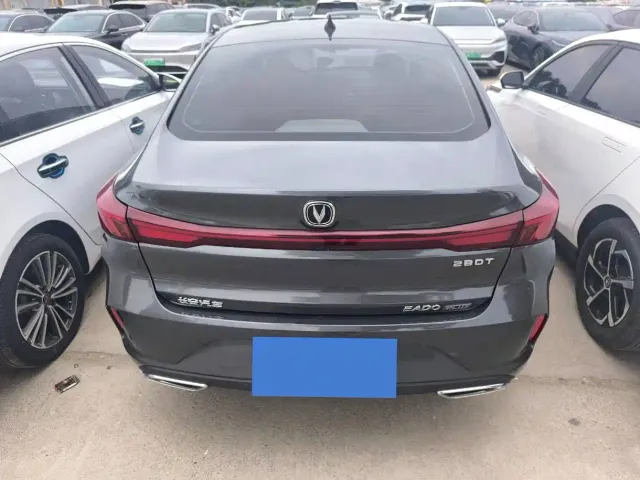 Changan Eado — Фото автомобиля 8