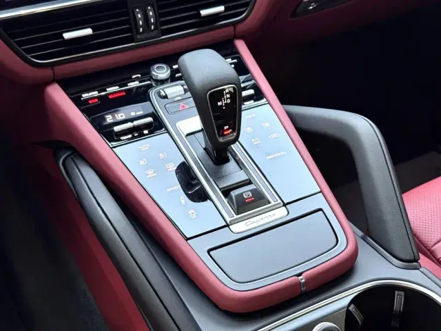 Porsche Cayenne — Фото автомобиля 17