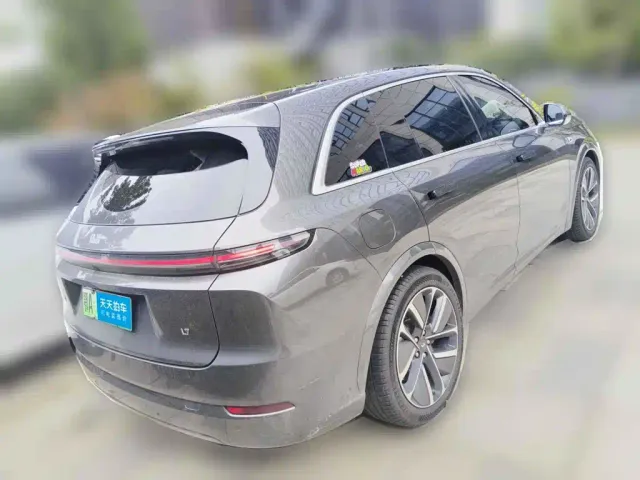 Li Auto L7 — Фото автомобиля 2