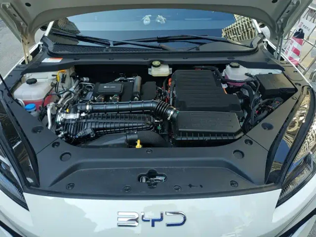 BYD Seal 06 — Фото автомобиля 10