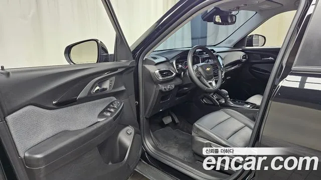 Chevrolet Trailblazer — Фото автомобиля 15