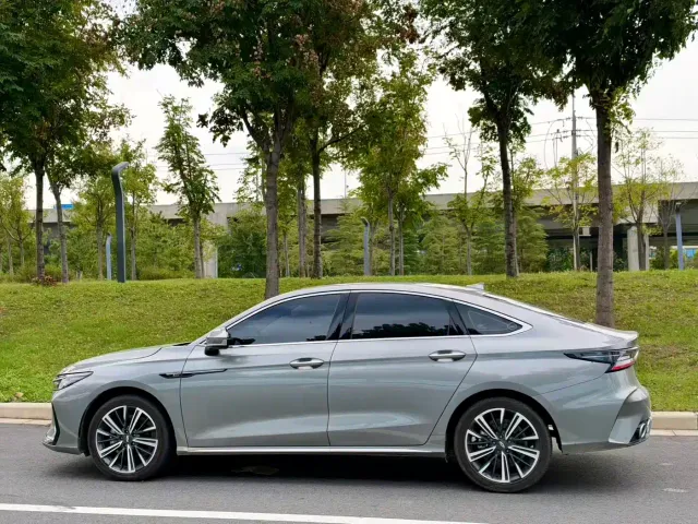 Chery Arrizo 8 — Фото автомобиля 3