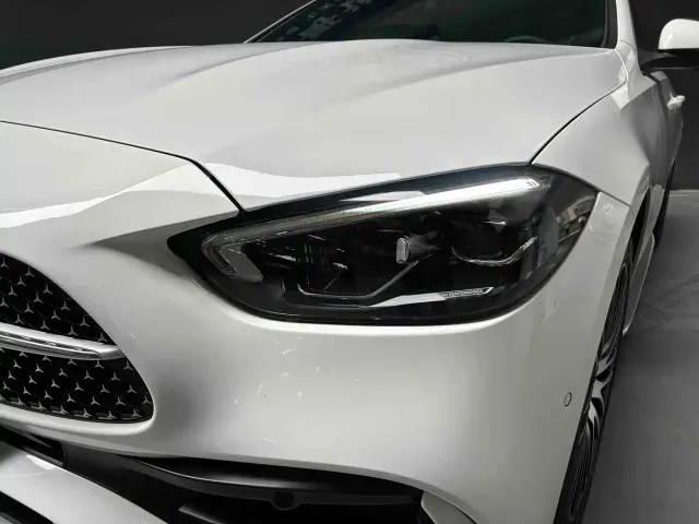 Mercedes-Benz C-Class — Фото автомобиля 6