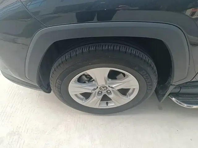 Toyota RAV4 — Фото автомобиля 22
