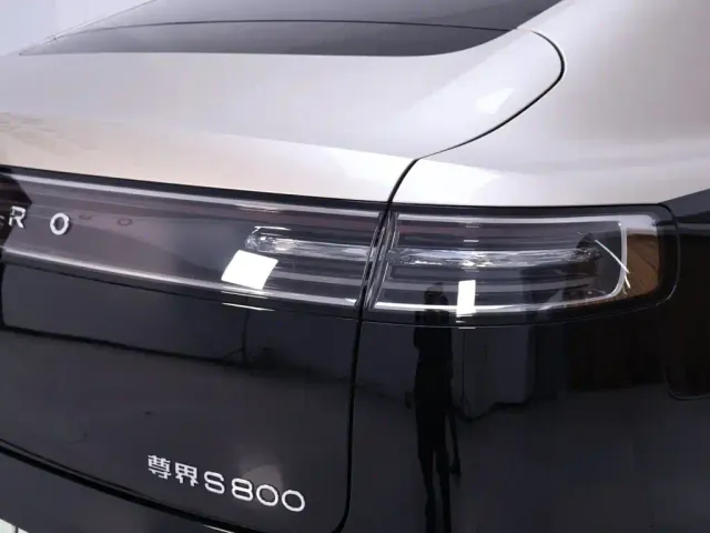 Maextro S800 — Фото автомобиля 9