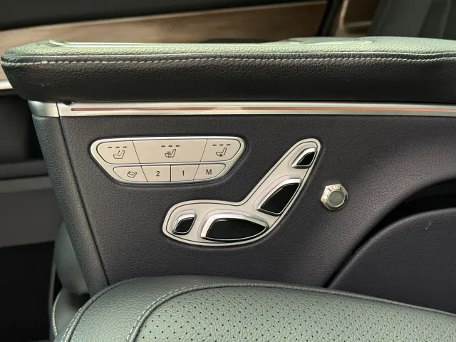 Mercedes-Benz V-Class — Фото автомобиля 18