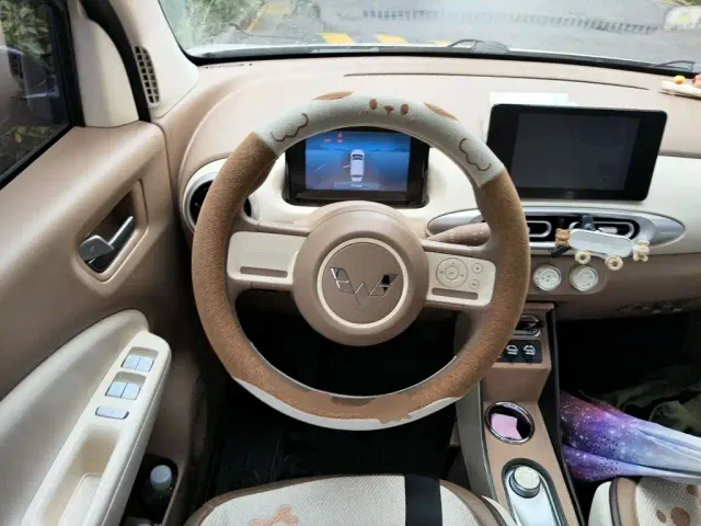 Wuling Hongguang Mini EV — Фото автомобиля 11