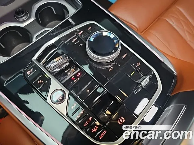 BMW X7 — Фото автомобиля 9