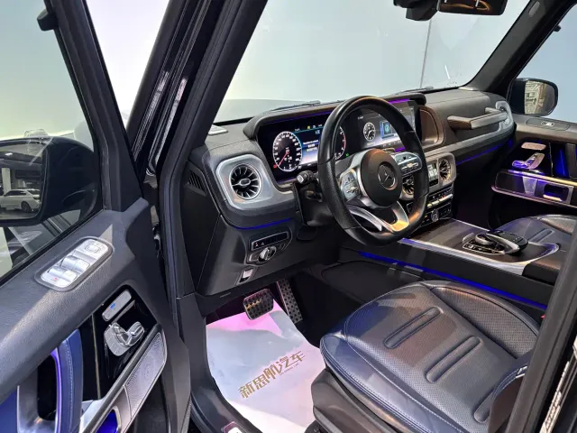 Mercedes-Benz G-Class — Фото автомобиля 10