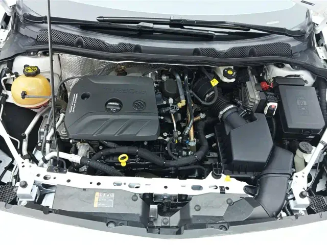 Buick Verano — Фото автомобиля 10