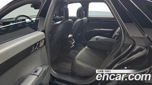 Hyundai Grandeur GN7 — Фото автомобиля 17