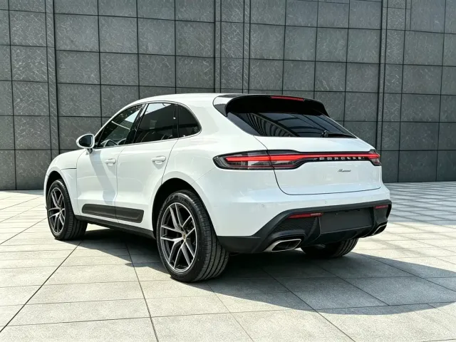 Porsche Macan — Фото автомобиля 17