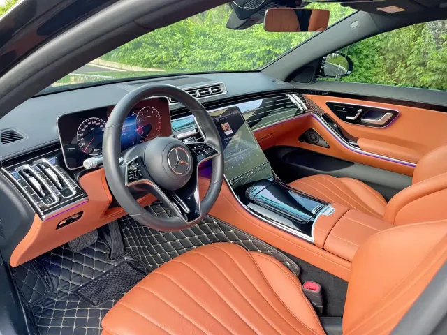 Mercedes-Benz S-Class — Фото автомобиля 12